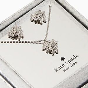 New Kate Spade gleaming gardenia cluster studs and pendant set